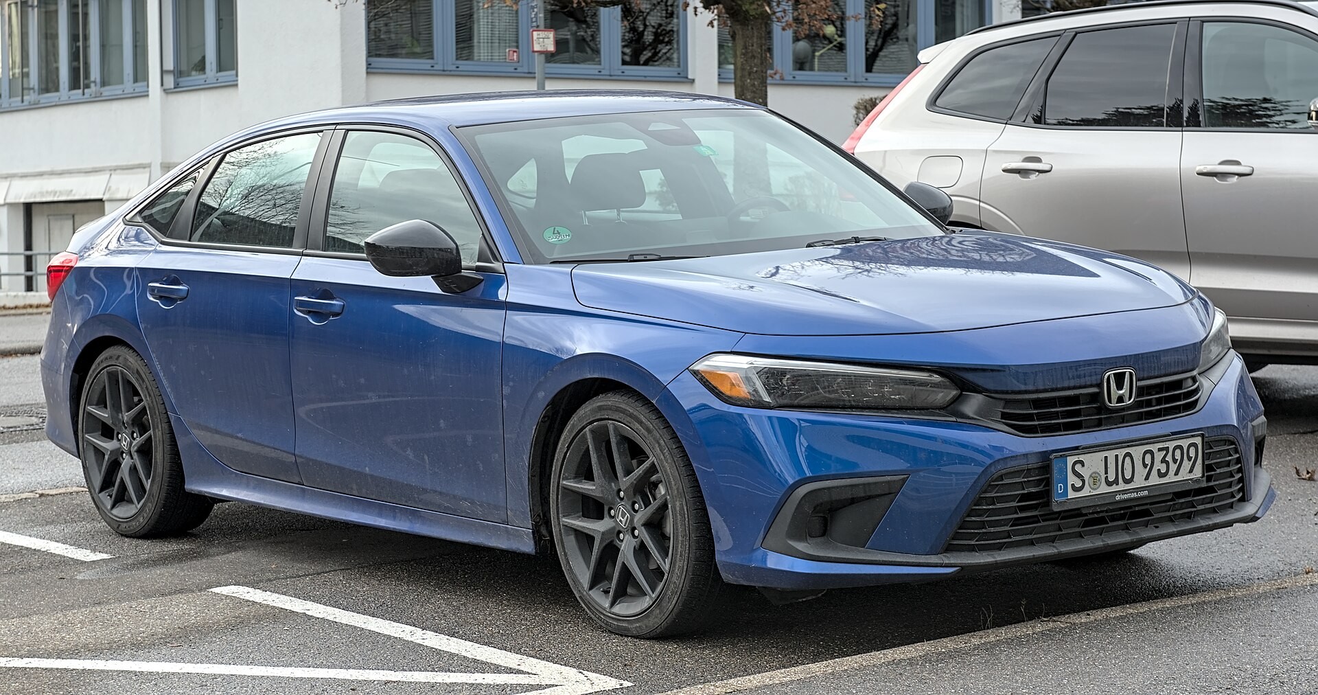 Honda привезла в Детройт концепты купе и седана Civic