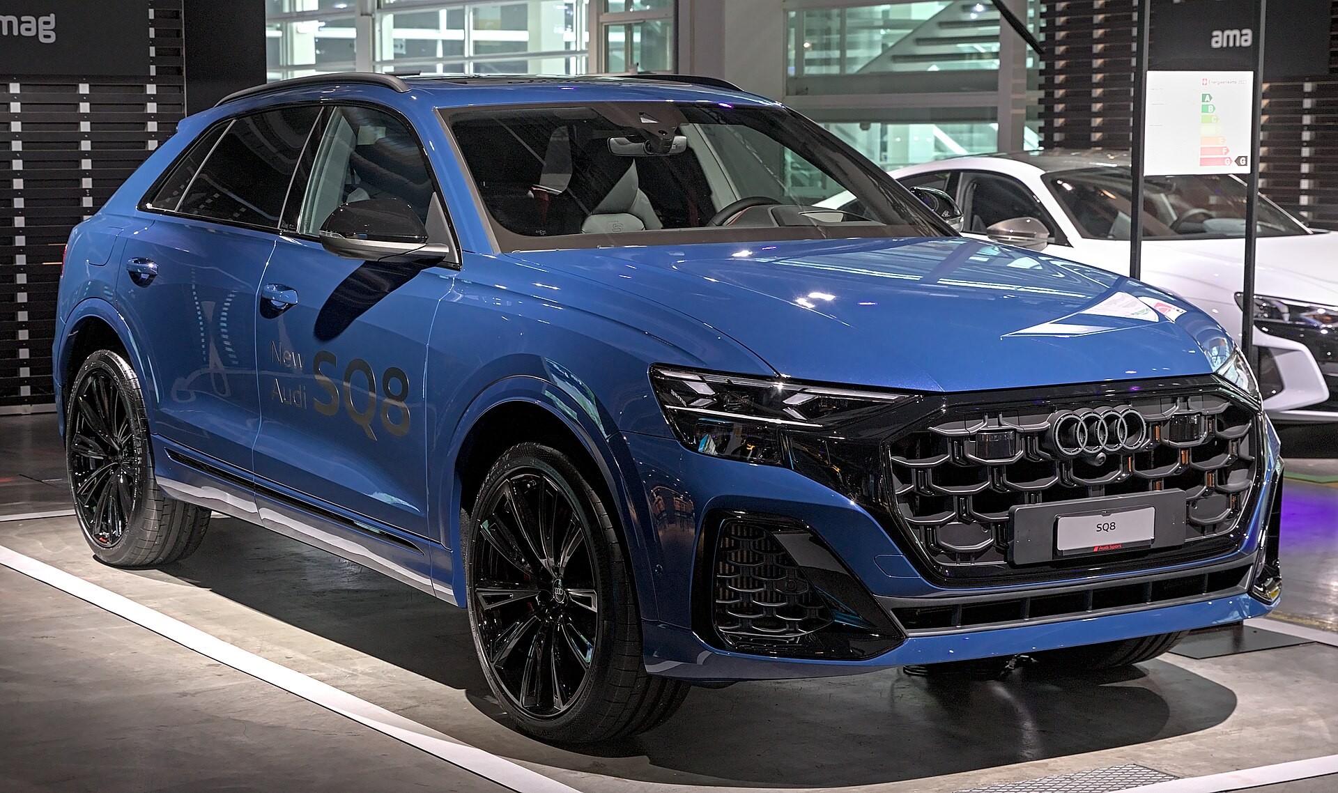 Единственный в мире кастом Audi RS4 Avant Allroad B5 демонстрирует свои возможности (видео)