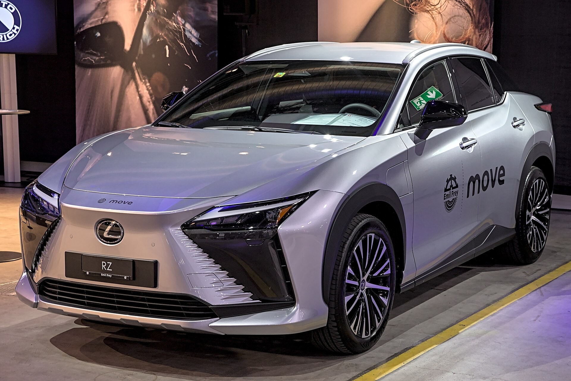 ​Интерьер флагманского седана Lexus LS 500 удостоен награды EyesOn Design Awards 2017
